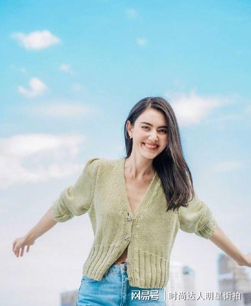 Ů����д��