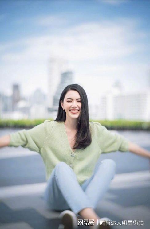 Ů����д��