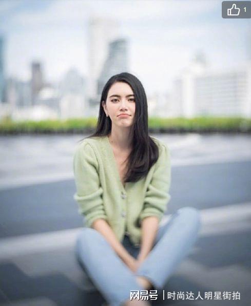 Ů����д��