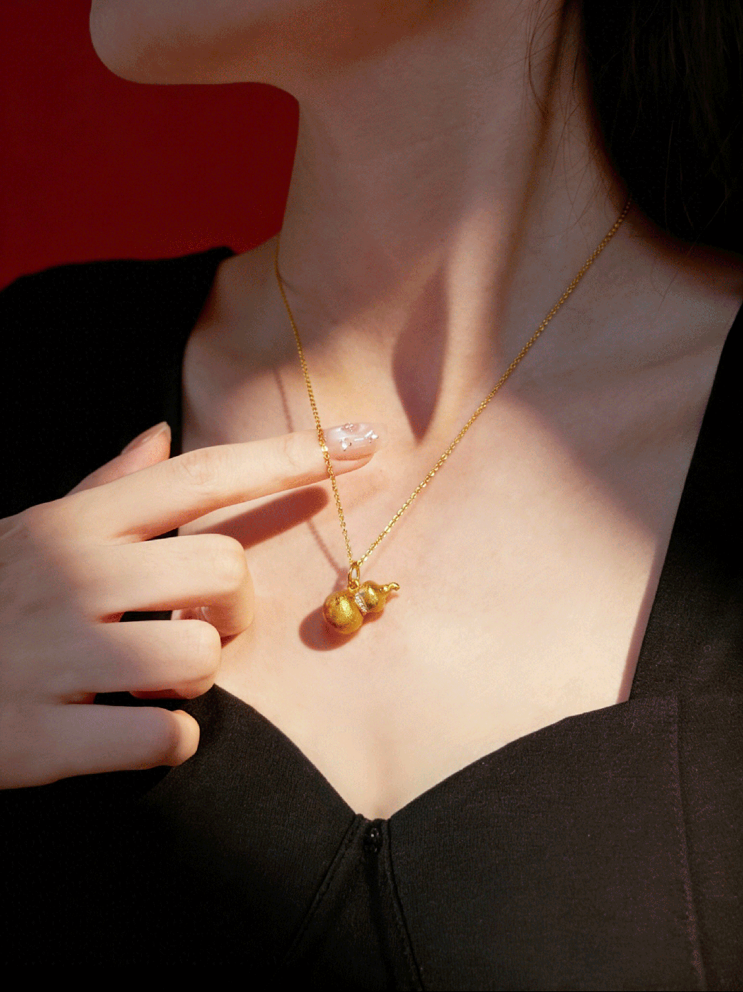 Ů����ͬ��Ư�����Σ���׾ۻ����1�����